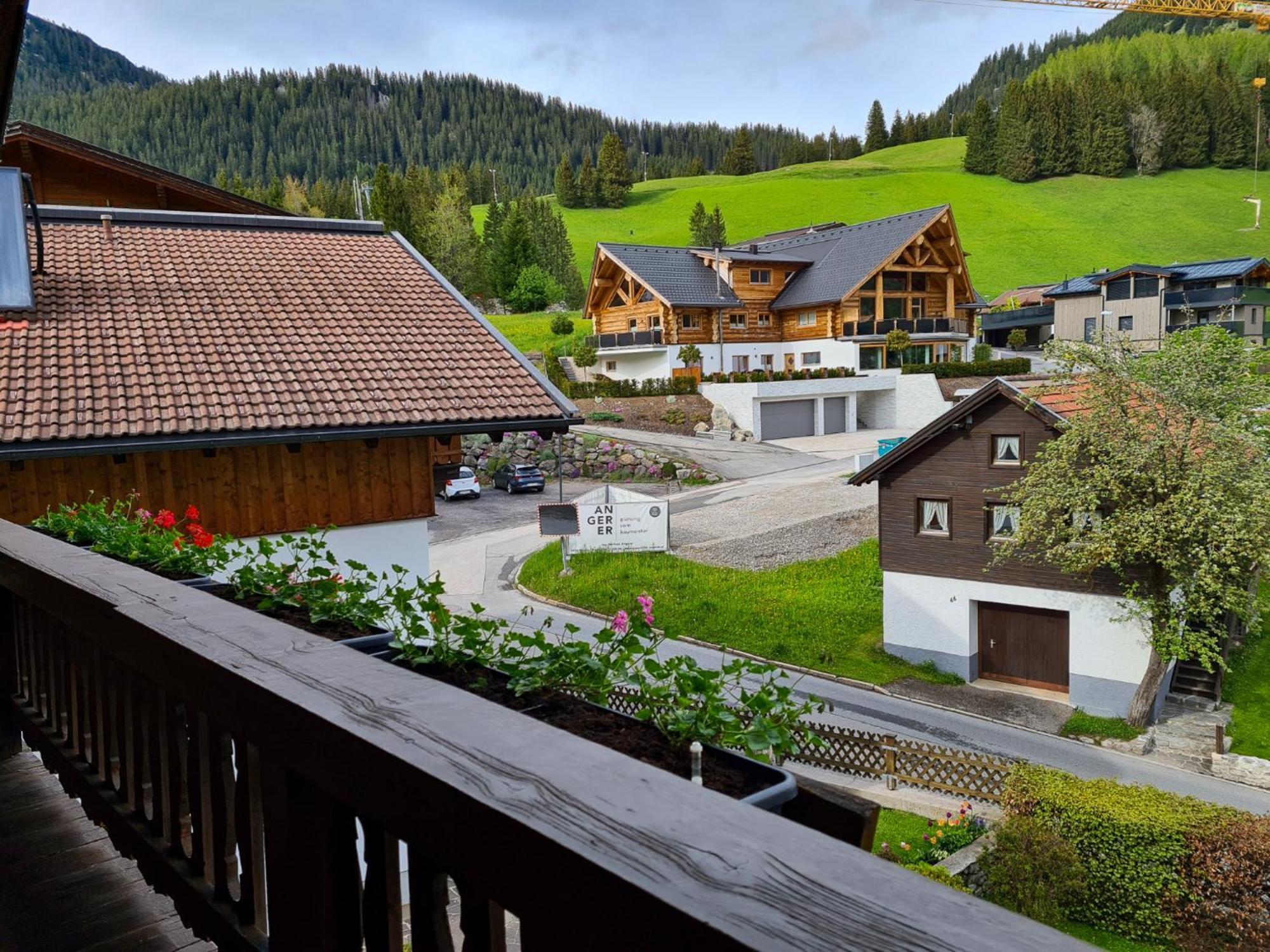 Haus Daheim Acomodação com café da manhã Berwang Exterior foto